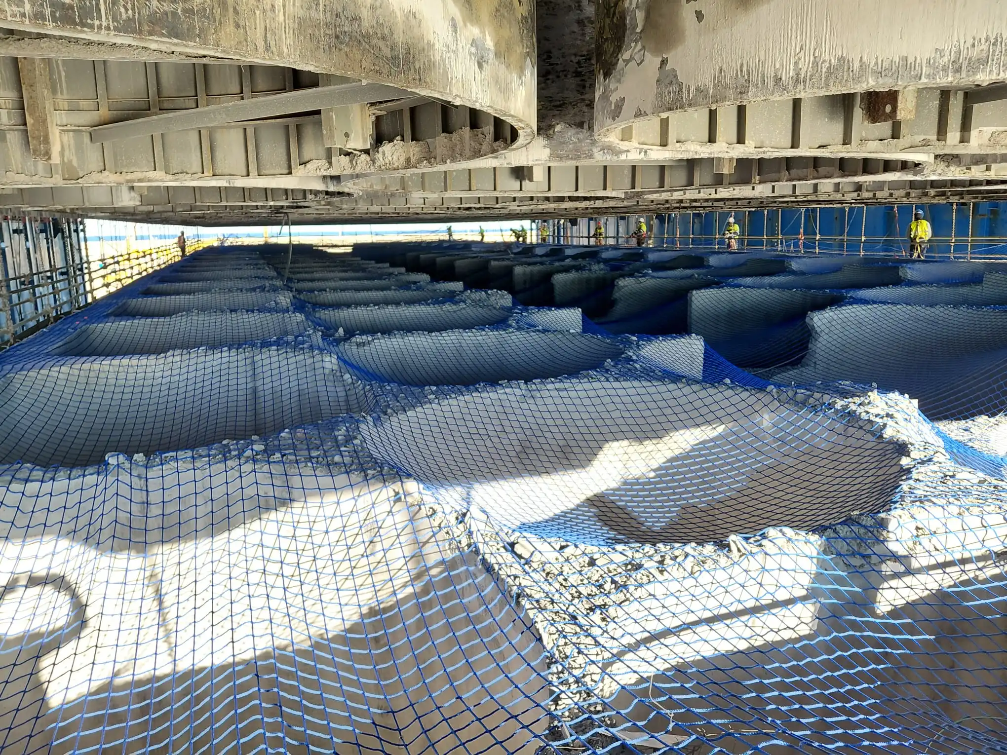 Redes de seguridad en cajones de hormigón en ampliación del Puerto de Valencia
